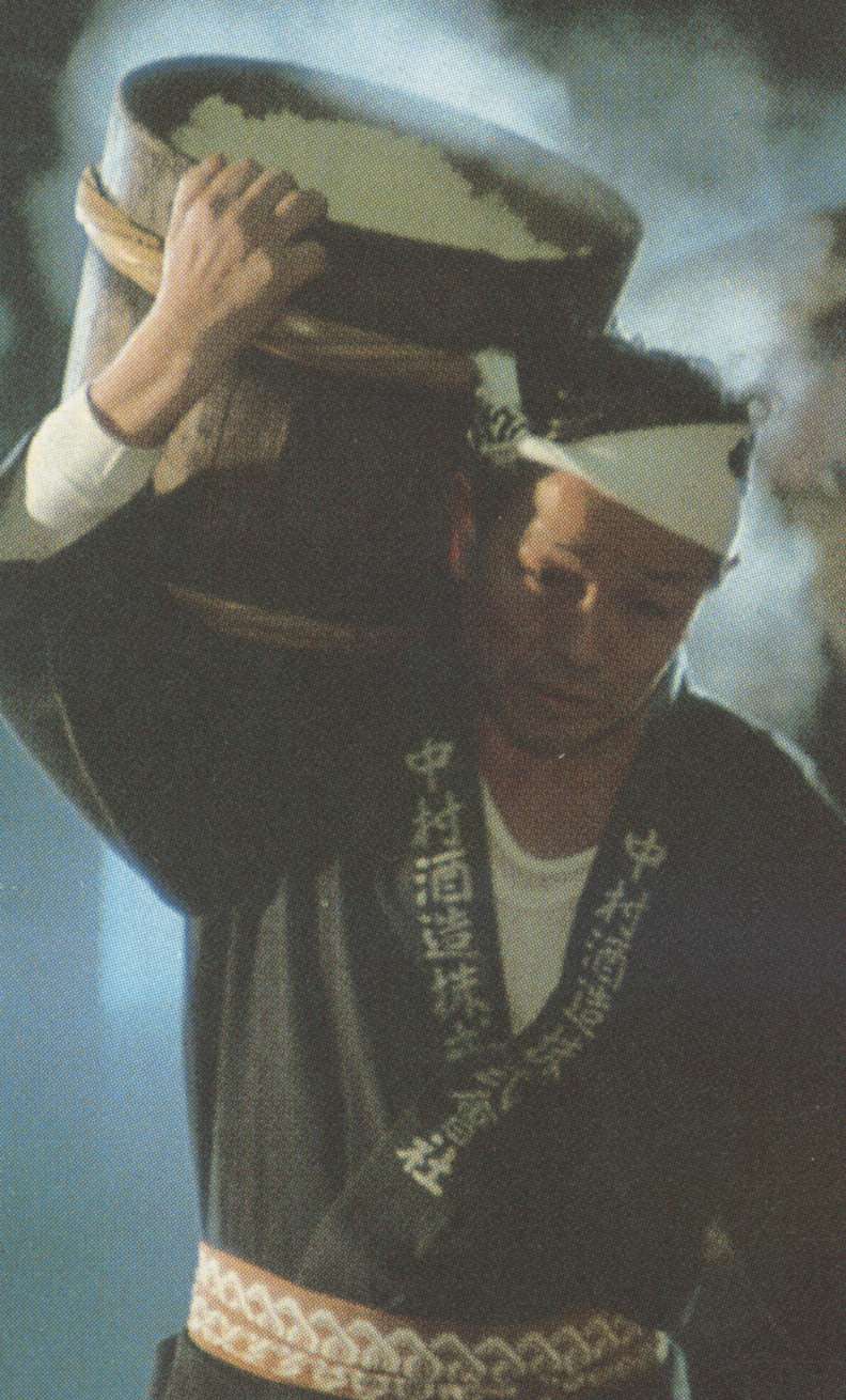 Carrying sake rice in Nakamura Shuzou